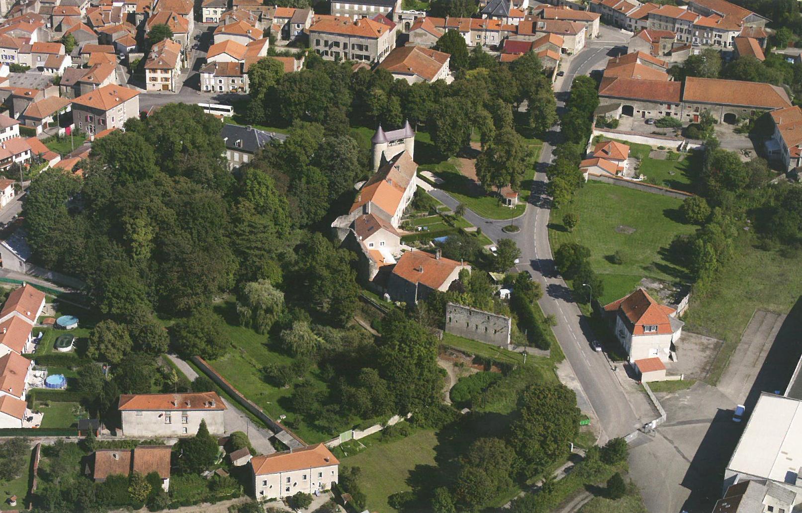 Vue aerienne de Vic bis